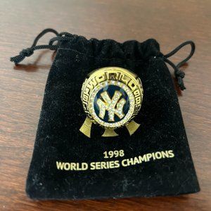 1998 NEW YORK Yankees World Series Champions Ring